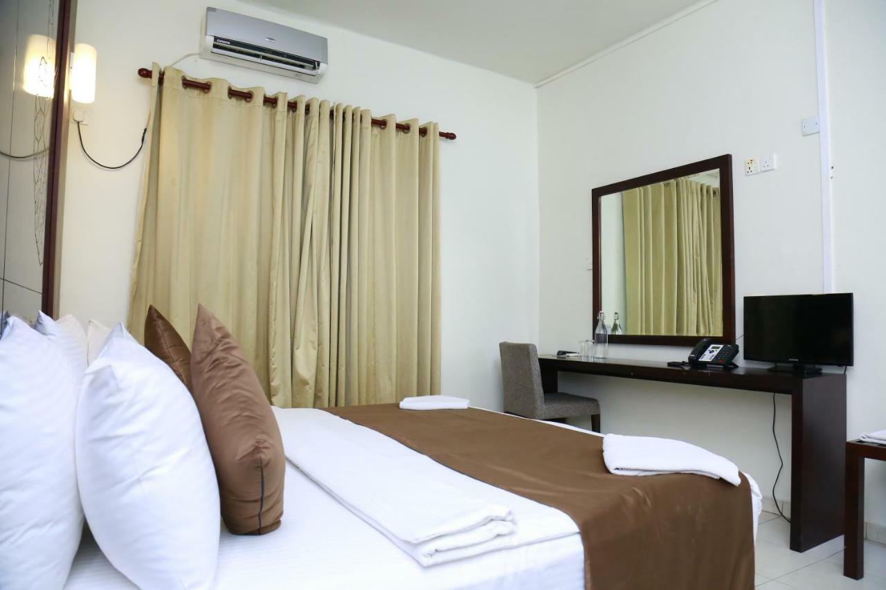 Hotel Sea Port